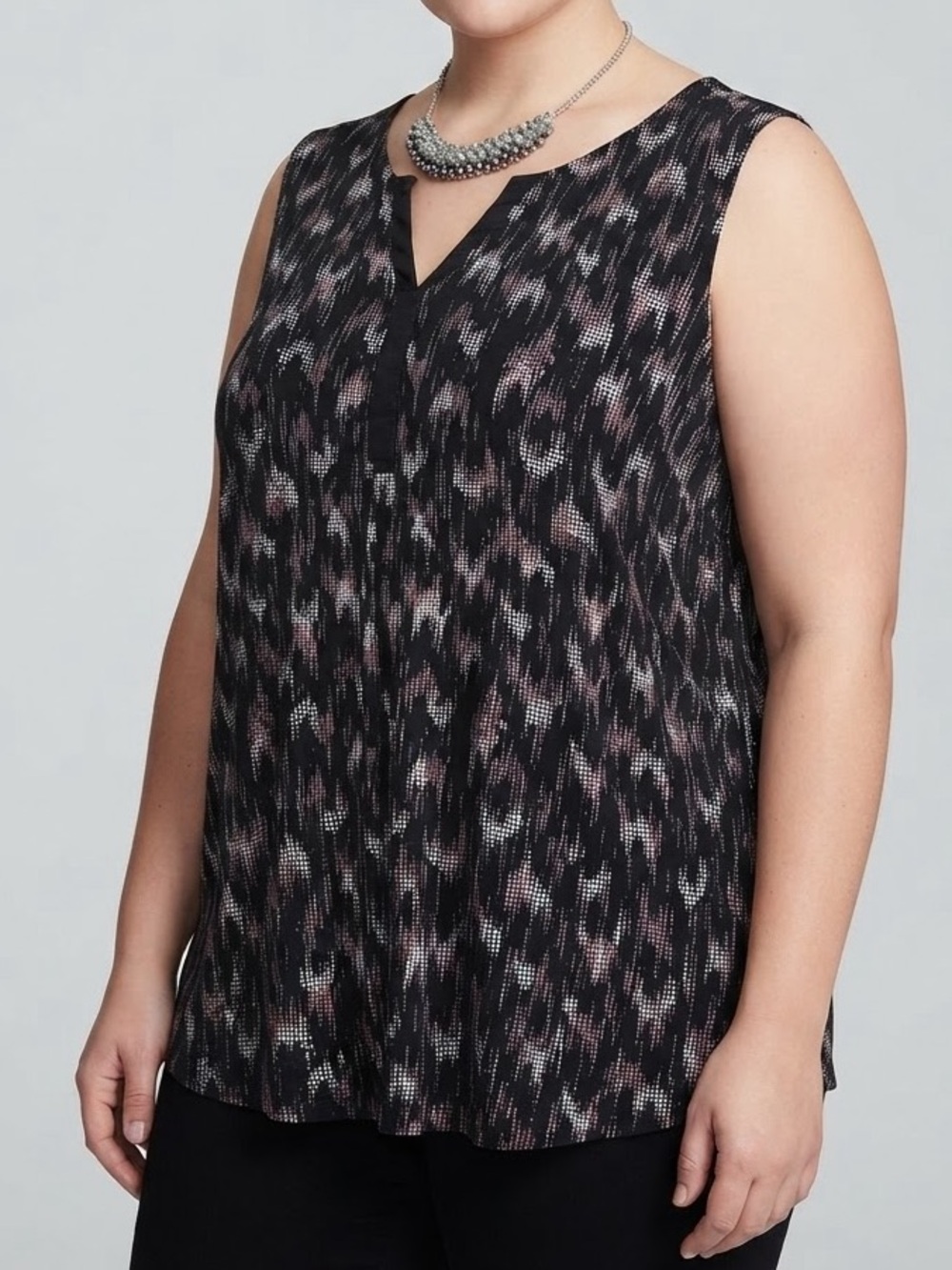 😍CLEARANCE REITMANS Black Knit Sleeveless Tank pink & Light Gray Pattern XL